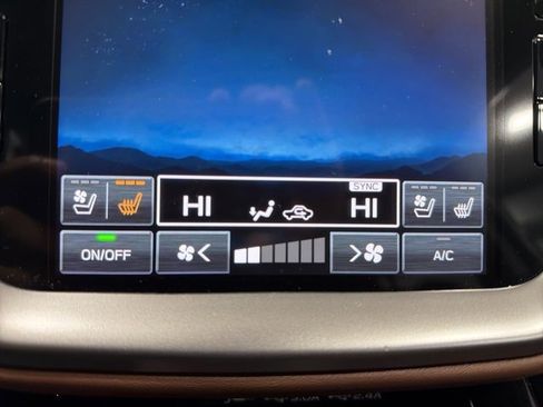 Certified 2025 Subaru Outback Touring XT w/ Tech Package 3 image 23