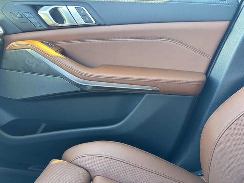 New 2026 BMW X7 M60i image 21