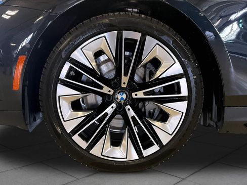 New 2027 BMW i5 eDrive40 RWD image 11