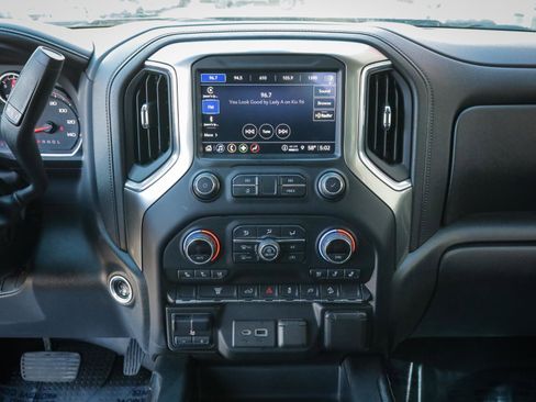 Used 2021 Chevrolet Silverado 3500 LTZ w/ LTZ Convenience Package image 18