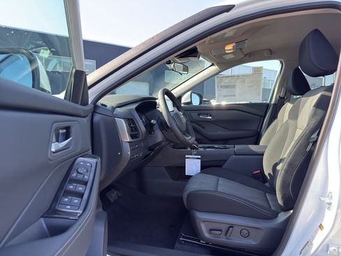 New 2026 Nissan Rogue SV image 20