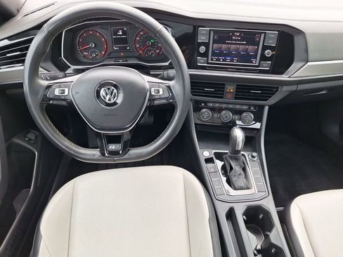 Used 2021 Volkswagen Jetta R-Line w/ R-Line Cold Weather Package image 11