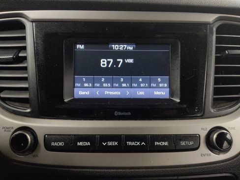 Used 2020 Hyundai Accent SE FWD image 25