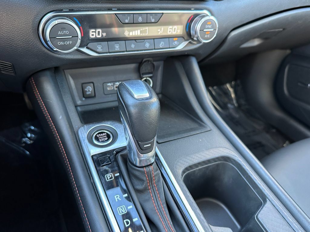 Used 2024 Nissan Sentra SR w/ SR Premium Package FWD image 28