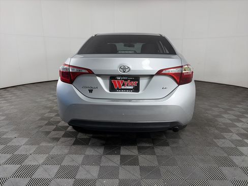 Used 2015 Toyota Corolla LE image 16