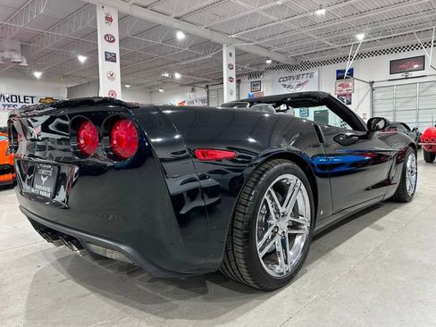 Used 2008 Chevrolet Corvette Convertible w/ Preferred Equipment Group RWD image 3