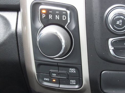 Used 2017 RAM 1500 Outdoorsman image 31