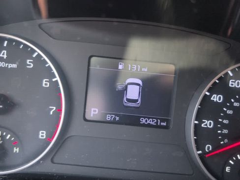 Used 2021 Kia Seltos S FWD image 8