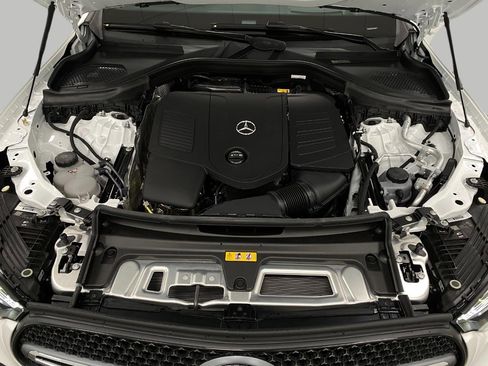 New 2026 Mercedes-Benz GLC 300 4MATIC image 12