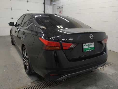 Used 2019 Nissan Altima 2.5 SR FWD image 5