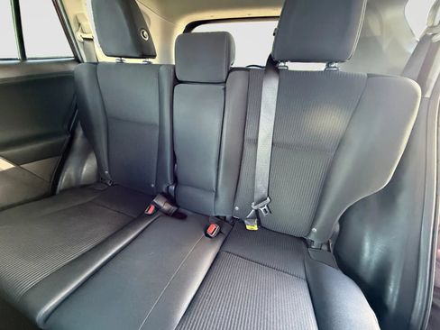 Used 2018 Toyota RAV4 LE w/ All Weather Liner Package AWD/4WD image 15