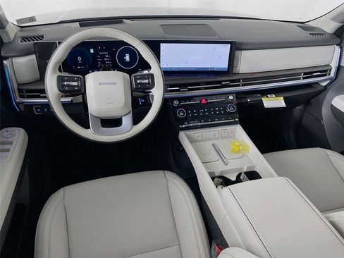 New 2024 Hyundai Santa Fe Calligraphy AWD/4WD image 16