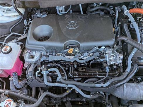 Used 2023 Toyota Highlander XLE image 25