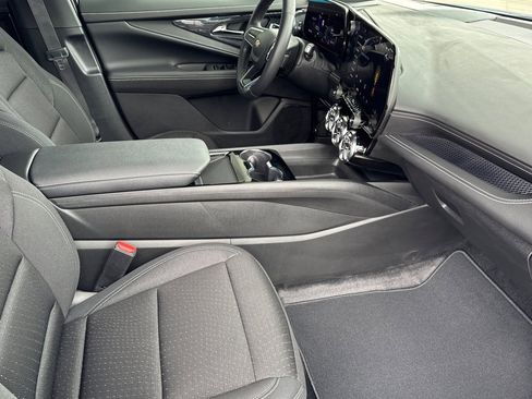 New 2025 Chevrolet Blazer EV LT image 16