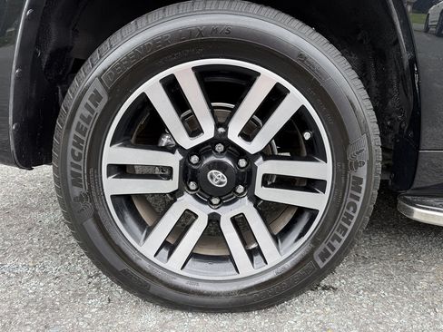 Used 2016 Toyota 4Runner Limited AWD/4WD image 7