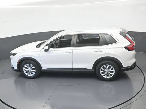Used 2024 Honda CR-V LX image 39