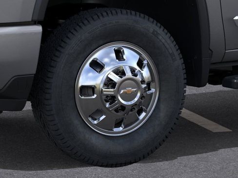 New 2026 Chevrolet Silverado 3500 High Country w/ Technology Package AWD/4WD image 9