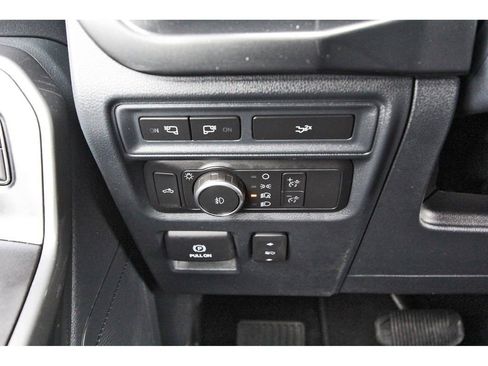 Certified 2022 Ford F150 XLT w/ Equipment Group 302A High image 19