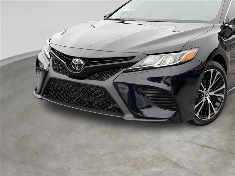 Used 2019 Toyota Camry SE w/ Convenience Package FWD image 5