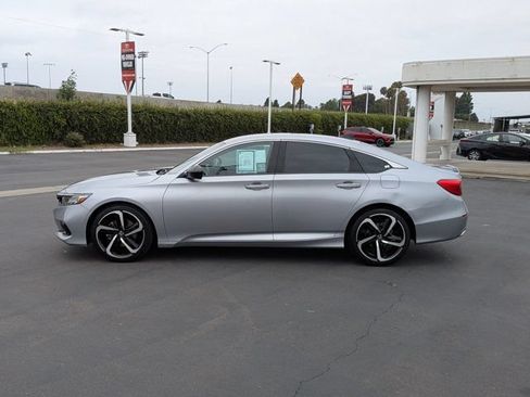 Used 2021 Honda Accord Sport image 12