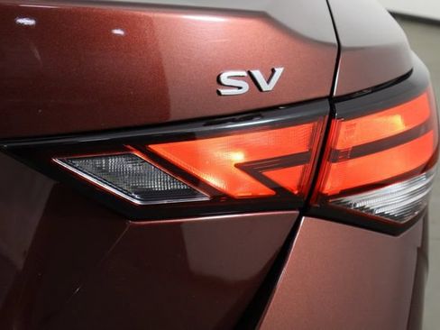 Used 2021 Nissan Sentra SV FWD image 35