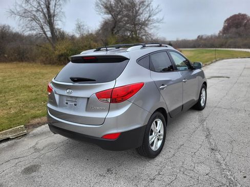 Used 2011 Hyundai Tucson GLS image 7