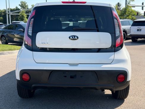 Used 2018 Kia Soul FWD image 5