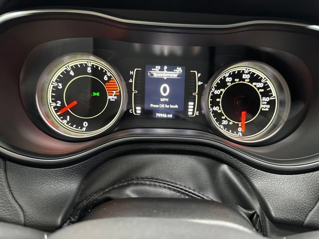 Used 2019 Jeep Cherokee Latitude w/ Popular Appearance Group AWD/4WD image 14