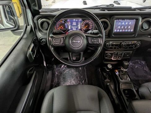 Used 2020 Jeep Wrangler Sport AWD/4WD image 18