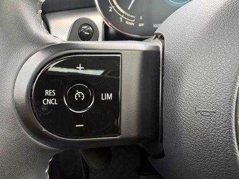 Used 2023 MINI Cooper S w/ Signature Upholstery Package FWD image 24