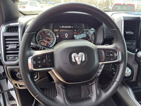 Used 2024 RAM 1500 Laramie image 17