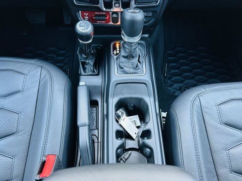 New 2025 Jeep Wrangler Unlimited Sport AWD/4WD image 32