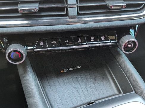 New 2026 Chevrolet Equinox EV RS image 26