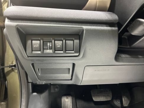 Used 2024 Subaru Outback Premium w/ Popular Package #1A AWD/4WD image 15