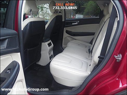 Used 2018 Ford Edge Titanium w/ Technology Package image 33
