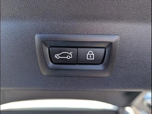 Used 2022 BMW X3 xDrive30i w/ Convenience Package image 22