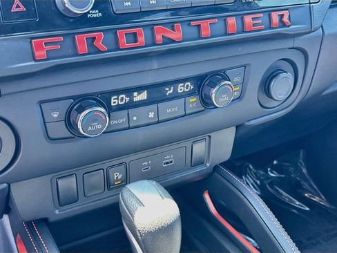 Certified 2025 Nissan Frontier Pro-X RWD image 12