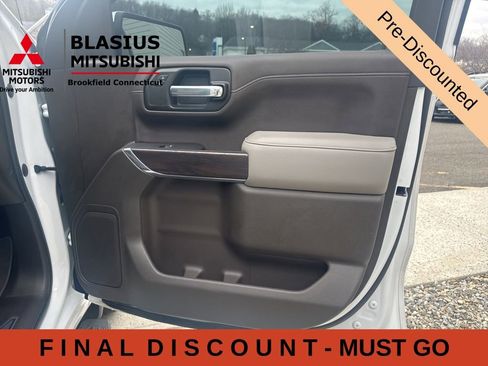 Used 2021 GMC Sierra 1500 SLT w/ SLT Premium Package AWD/4WD image 41