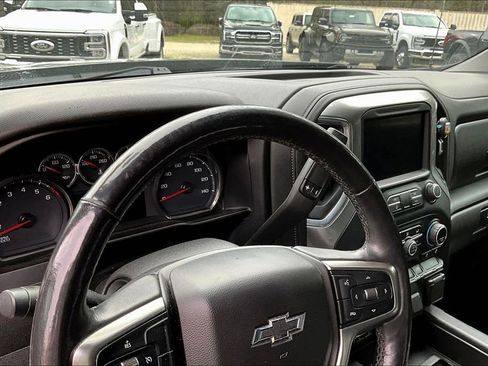 Used 2019 Chevrolet Silverado 1500 RST image 7