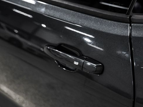 Used 2017 Chevrolet Camaro LT image 39