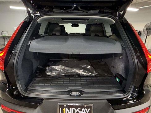 Used 2026 Volvo XC40 B5 Plus w/ Protection Package Premier AWD/4WD image 17