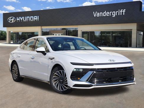 New 2026 Hyundai Sonata Limited FWD image 1