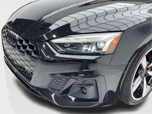 Used 2022 Audi A5 2.0T Prestige image 5