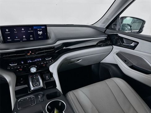 Used 2023 Acura MDX SH-AWD w/ Technology Package image 25