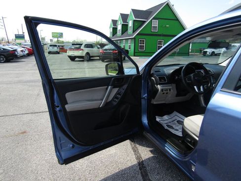 Used 2018 Subaru Forester 2.5i Premium AWD/4WD image 10