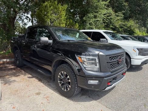 Used 2023 Nissan Titan PRO-4X w/ Pro-4x Utility Package AWD/4WD image 7