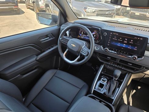 New 2025 Chevrolet Colorado LT w/ LT Convenience Package image 20
