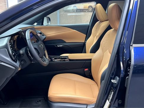 Certified 2026 Lexus RX 350 Premium w/ All Season Protection Package AWD/4WD image 9