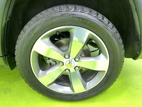 Used 2014 Jeep Grand Cherokee Limited image 15