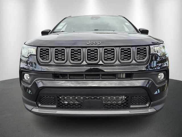 Used 2026 Jeep Compass Latitude AWD/4WD image 2
